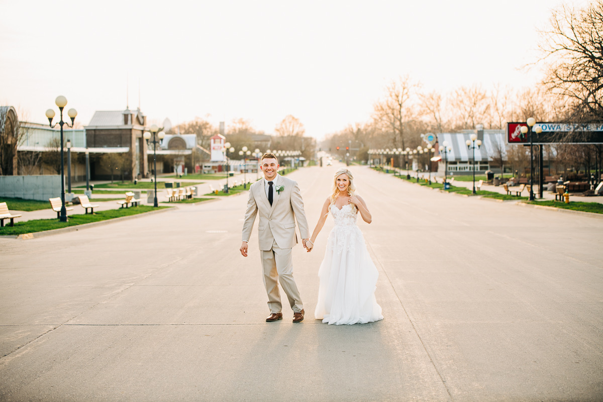 Iowa Wedding Photographer