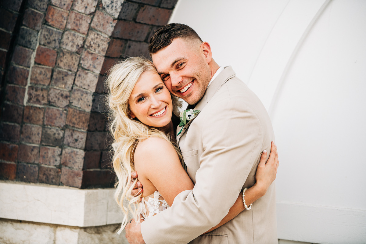 Iowa Wedding Photographer